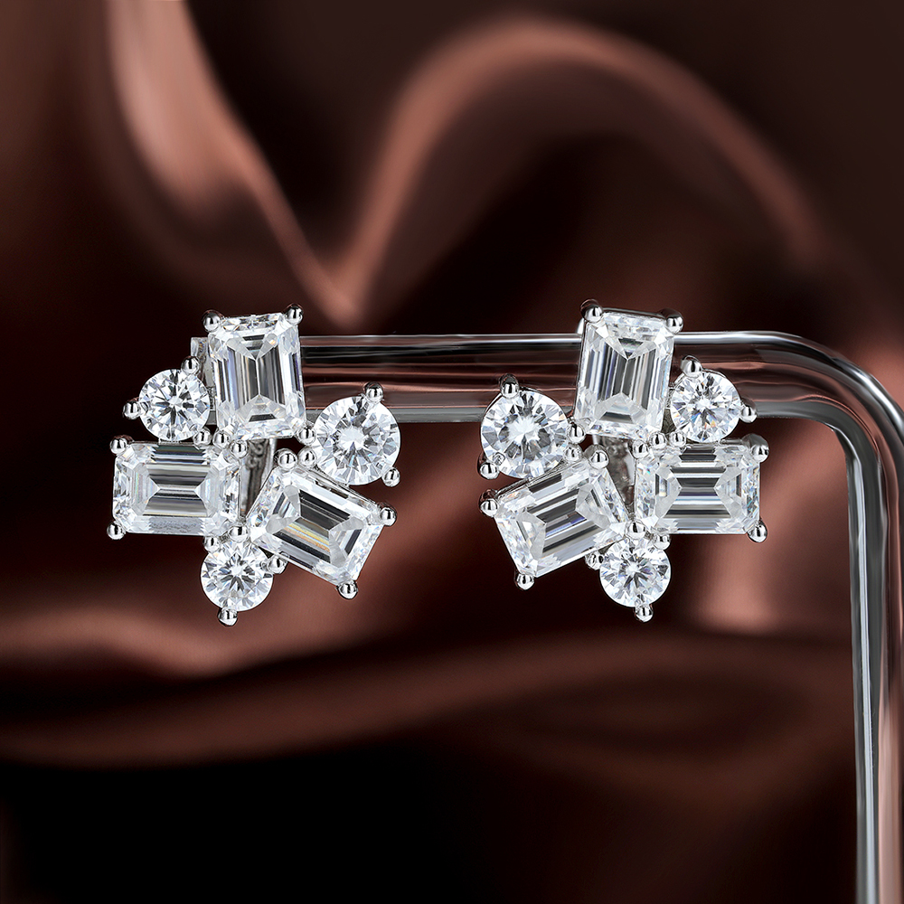 8.2cttw Baguette and Round Moi - огляд і ціна Cluster Stud Ear
