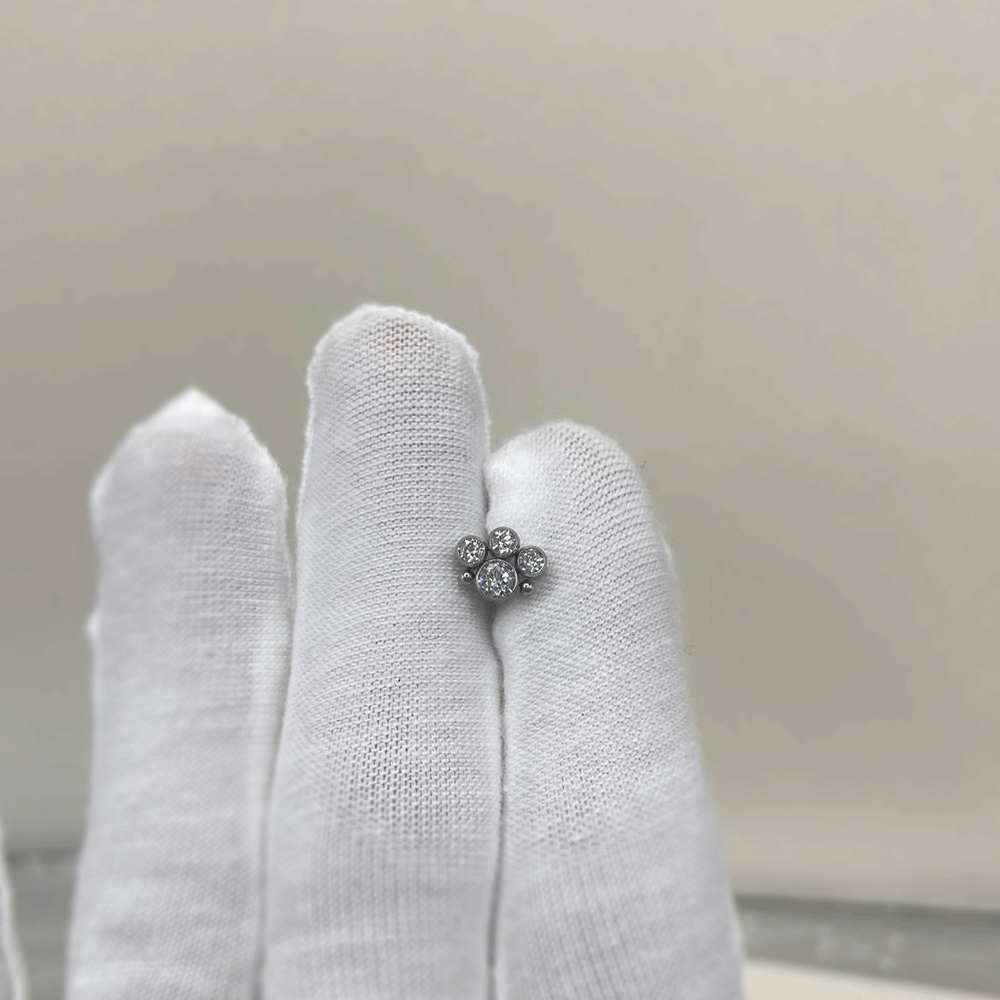 G23 Titanium CZ Zircon Cluster - огляд і ціна Cluster Stud Ear