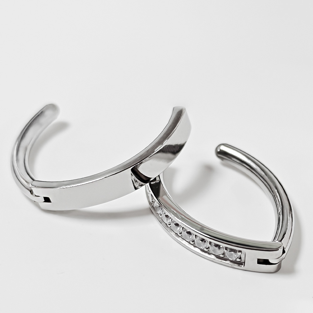 ASTM F136 Titanium 14G Hinged  - огляд і ціна Body Jewelry For Sensitive Skin